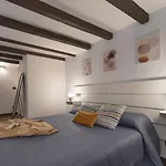 La Corte Milanese - Bocconi, Navigli & Duomo * Milán